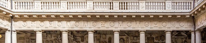 794px-Università_degli_Studi_di_Padova_jm56340